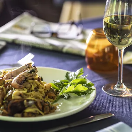 Hotel Amadei Figaro & Pesaro