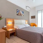 Amadei Figaro & Hotel 3*