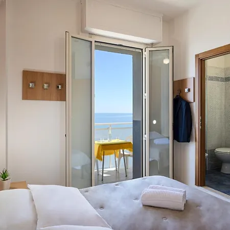 Amadei Figaro & Hotel Pesaro