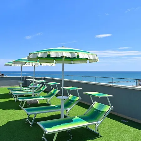 Hotel Amadei Figaro & Pesaro