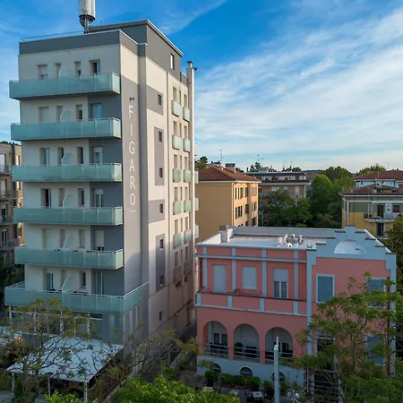 Otel Amadei Figaro &