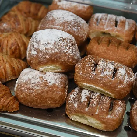 Hotel Amadei Figaro &