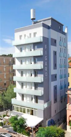 Amadei Figaro & Hotel 3*