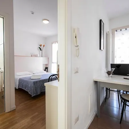 Amadei Figaro & Hotel