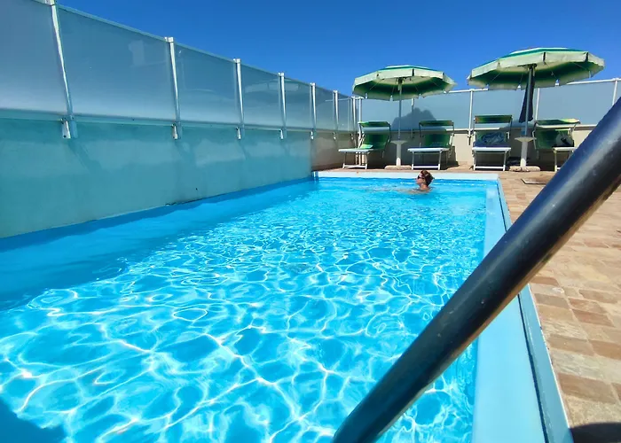 Amadei Figaro & Otel 3*