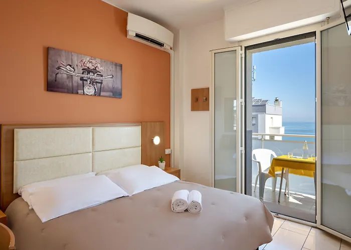 Amadei Figaro & Otel Pesaro