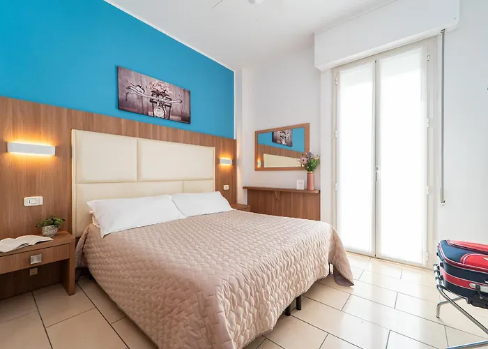 Otel Amadei Figaro & 3*