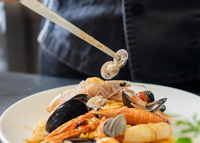 מלון Amadei Figaro & פסארו